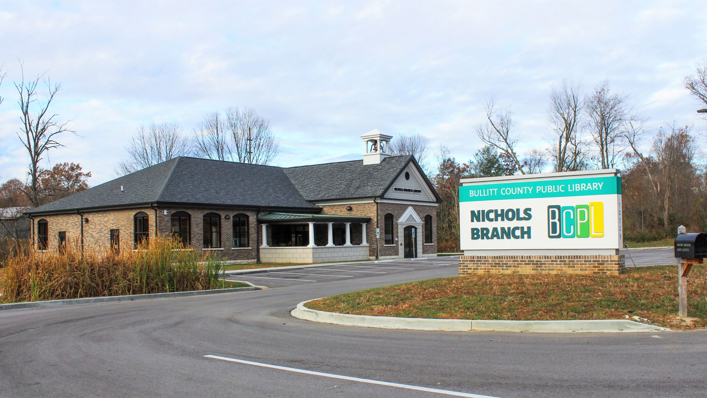 Photo of Nichols Branch Library