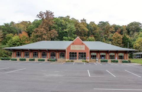 Photo of Lebanon Junction Branch Library exterior.